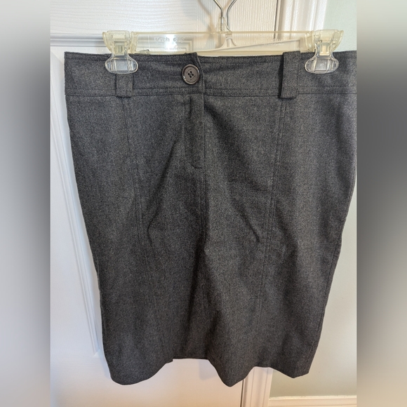 Burberry Grey Pencil Skirt - Picture 6 of 7